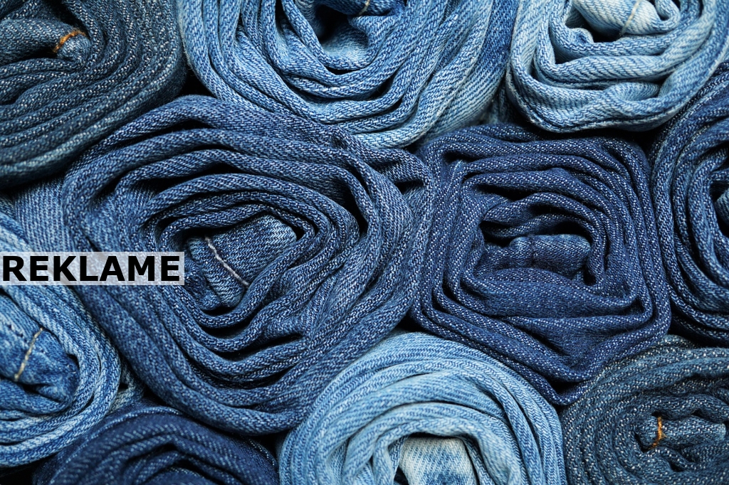 Start din buksesamling med jeans fra Wrangler